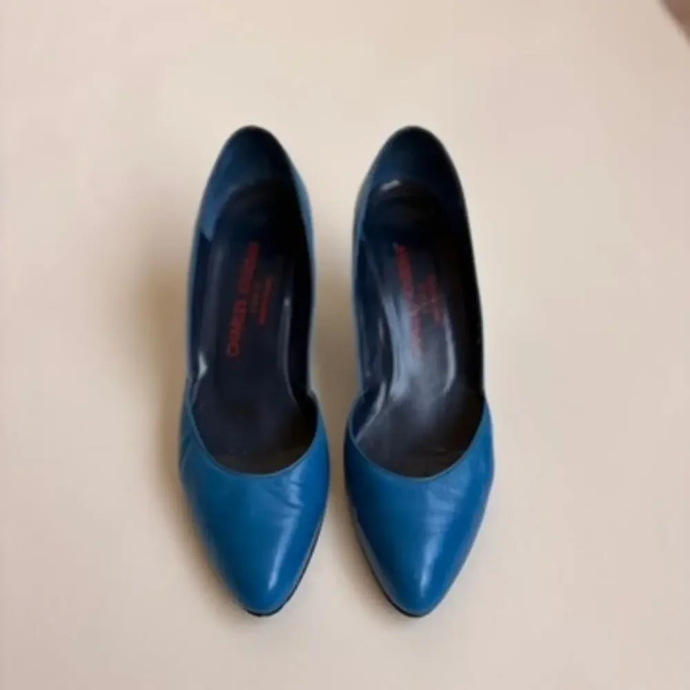 Charles Jourdan Teal D'Orsay Pumps - Pointed Toe, Sculpted Heel, 80s, Size 7.5